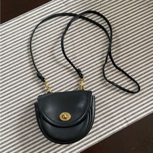 Coach Vintage Belt Bag 9826 Black Mini Crossbody Gold Hardwear